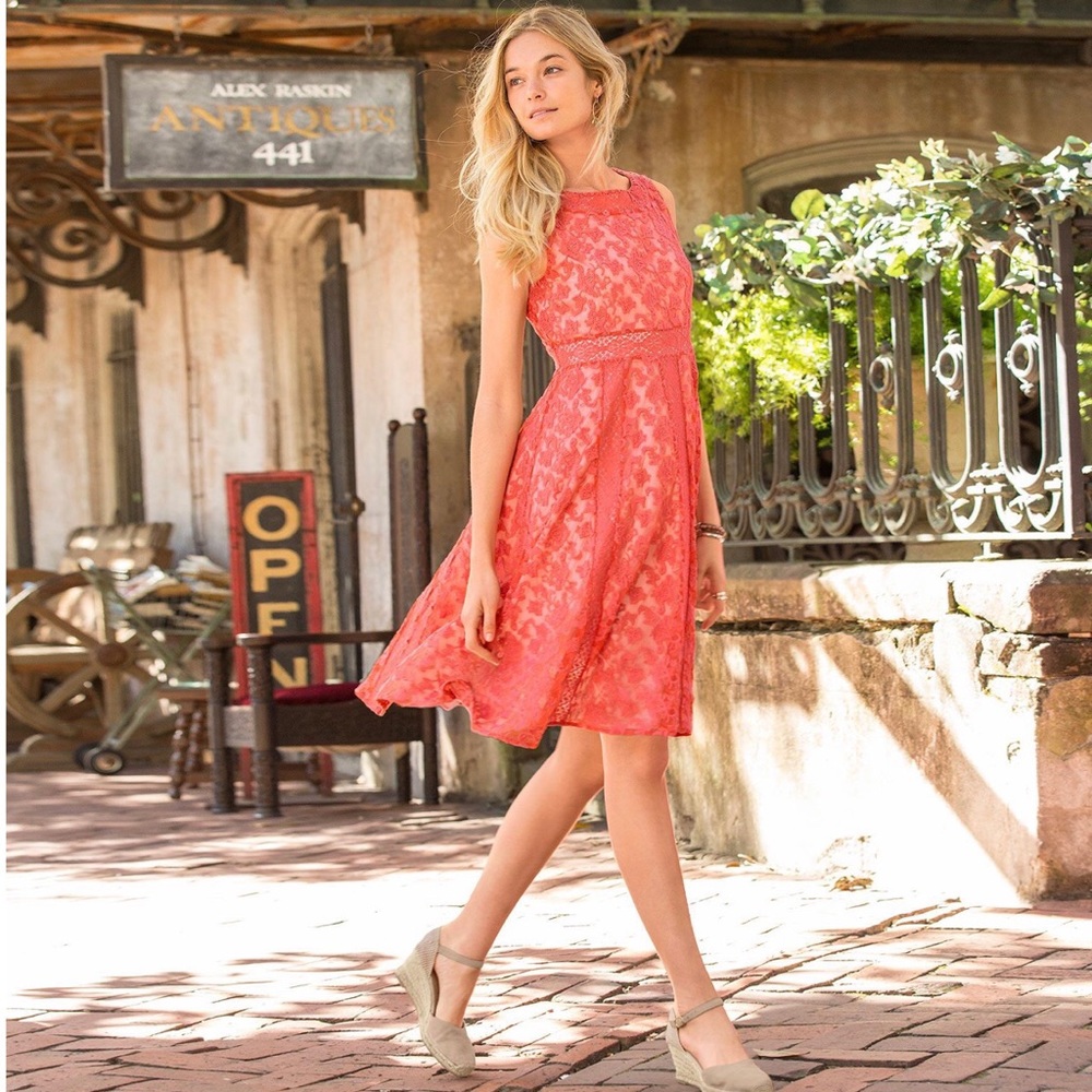 ⬇️$50 Sundance Emma Lace Dress